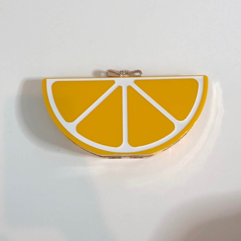 Lemon Clutch